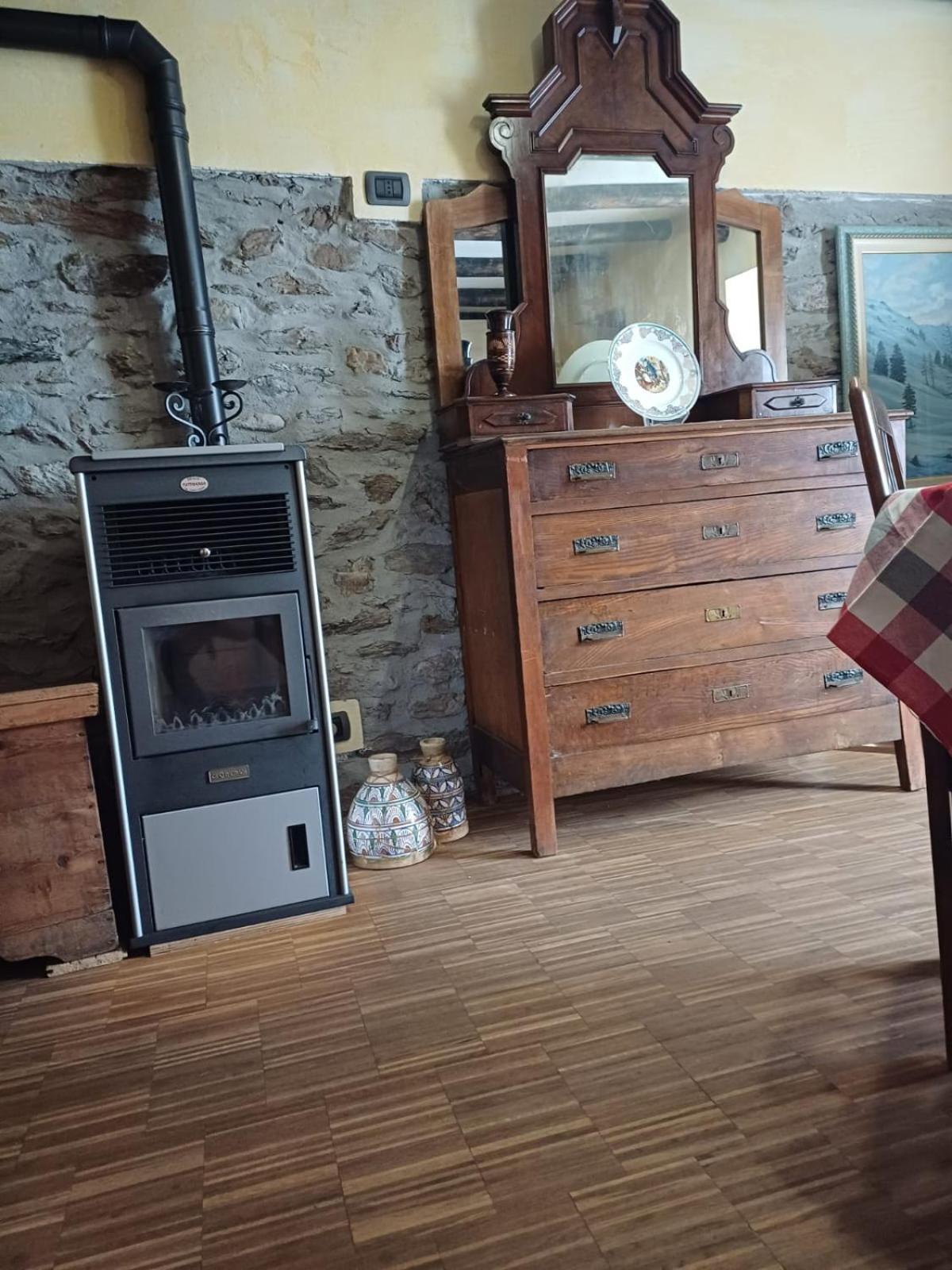 Casa Vacanze Ca' Moreschi Berzo Dış mekan fotoğraf